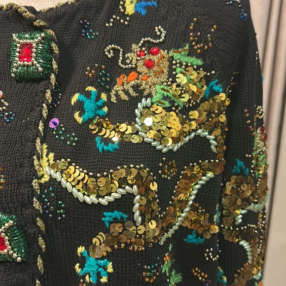 Vintage Michael Simon Year of the Dragon Beaded and Sequined Dragon Sweater. - Picture 3 of 12